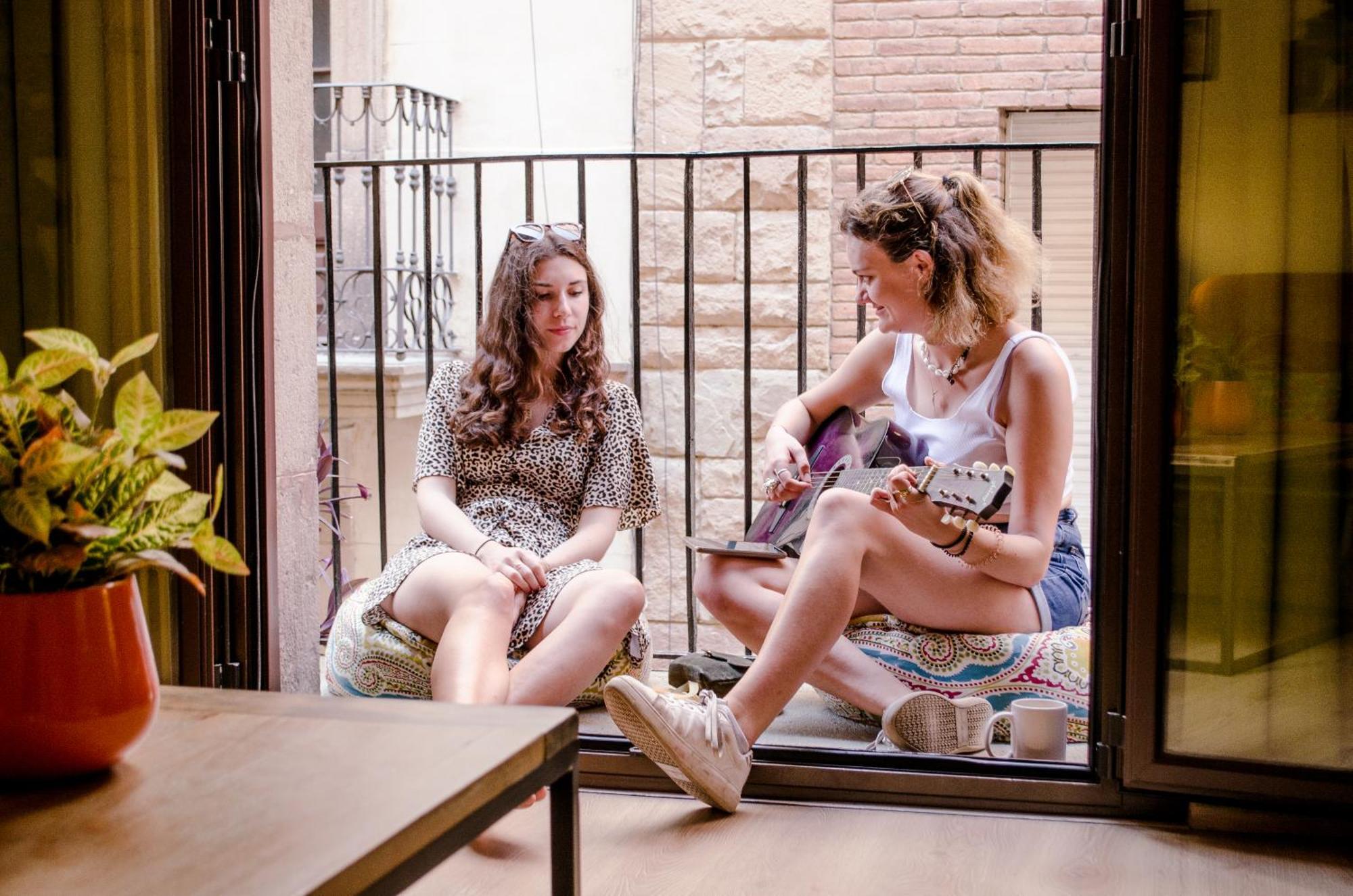 Itaca Hostel Barcelona Exterior photo
